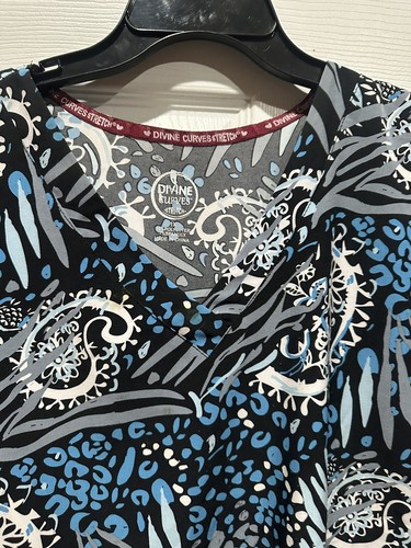 Divine Curves Scrub Top Stretch Medical Womens Gray Pink Blue Size 1X - Picture 5 of 9