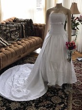 David's Bridal white wedding dress Size 8