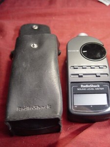 Realistic Digital Sound Level Meter, Radio Shack 33-2055 WORKS Case included