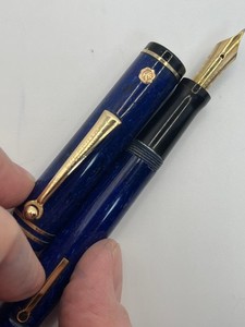 Wahl-Eversharp Gold Seal Fountain Pen — Cobalt Blue Celluloid, 14K Gold Nib