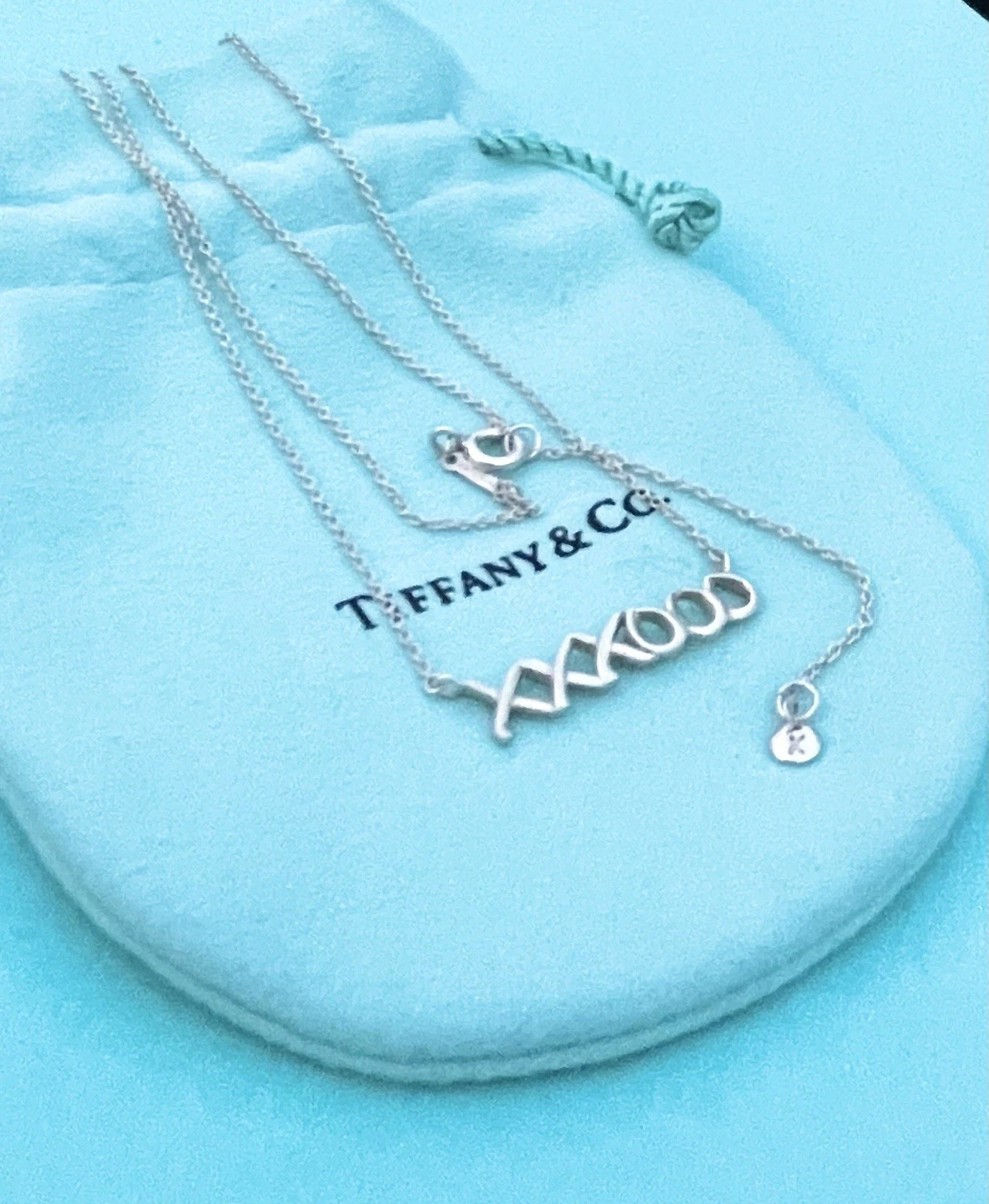 Tiffany & Co. Paloma Picasso Graffiti Kiss Xxxooo Silver Necklace Pendant 16 18”