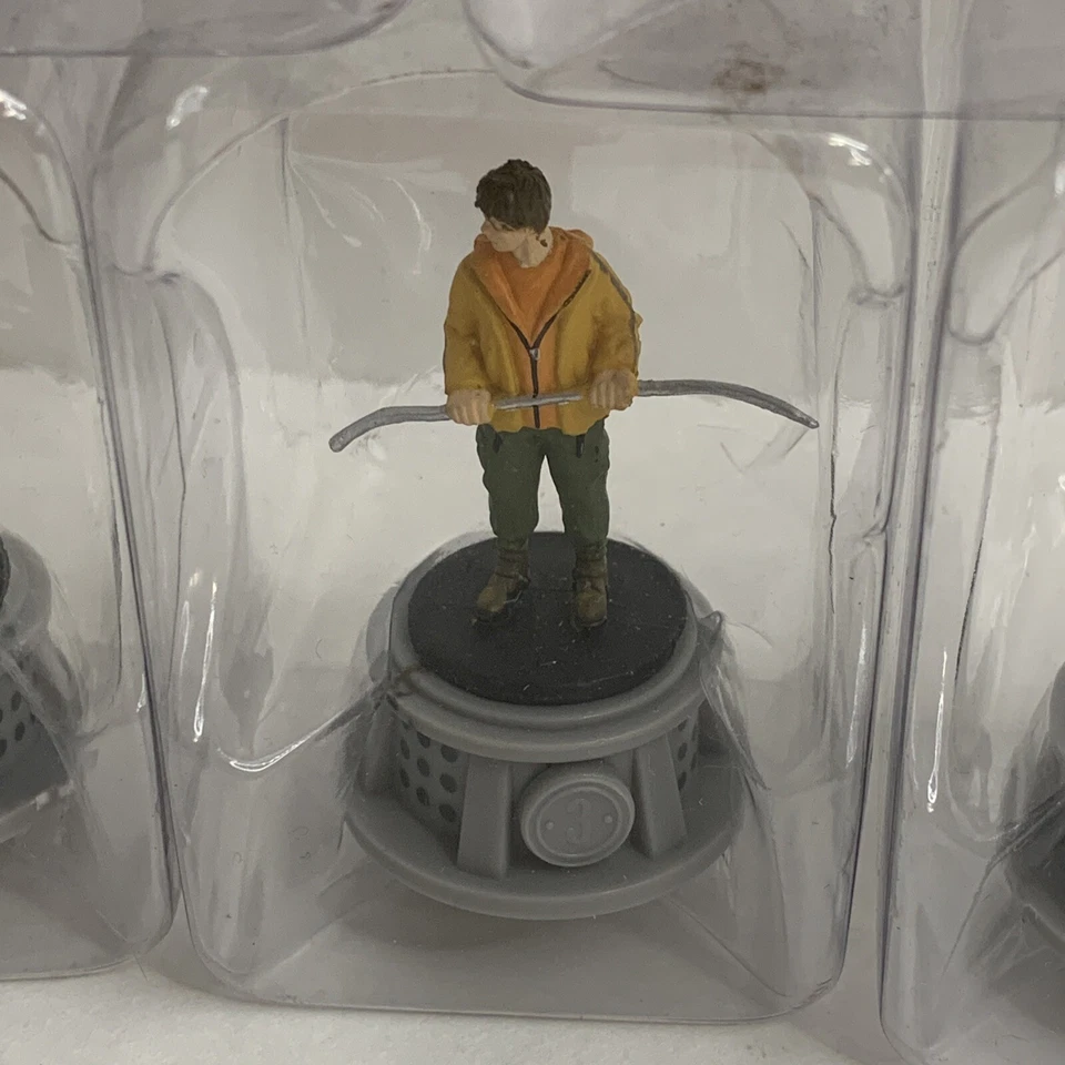 Mini figuras WizKids Neca Juegos del Hambre x 9 - Distritos HeroClix - Raras - Difíciles de encontrar Foto 4 de 4