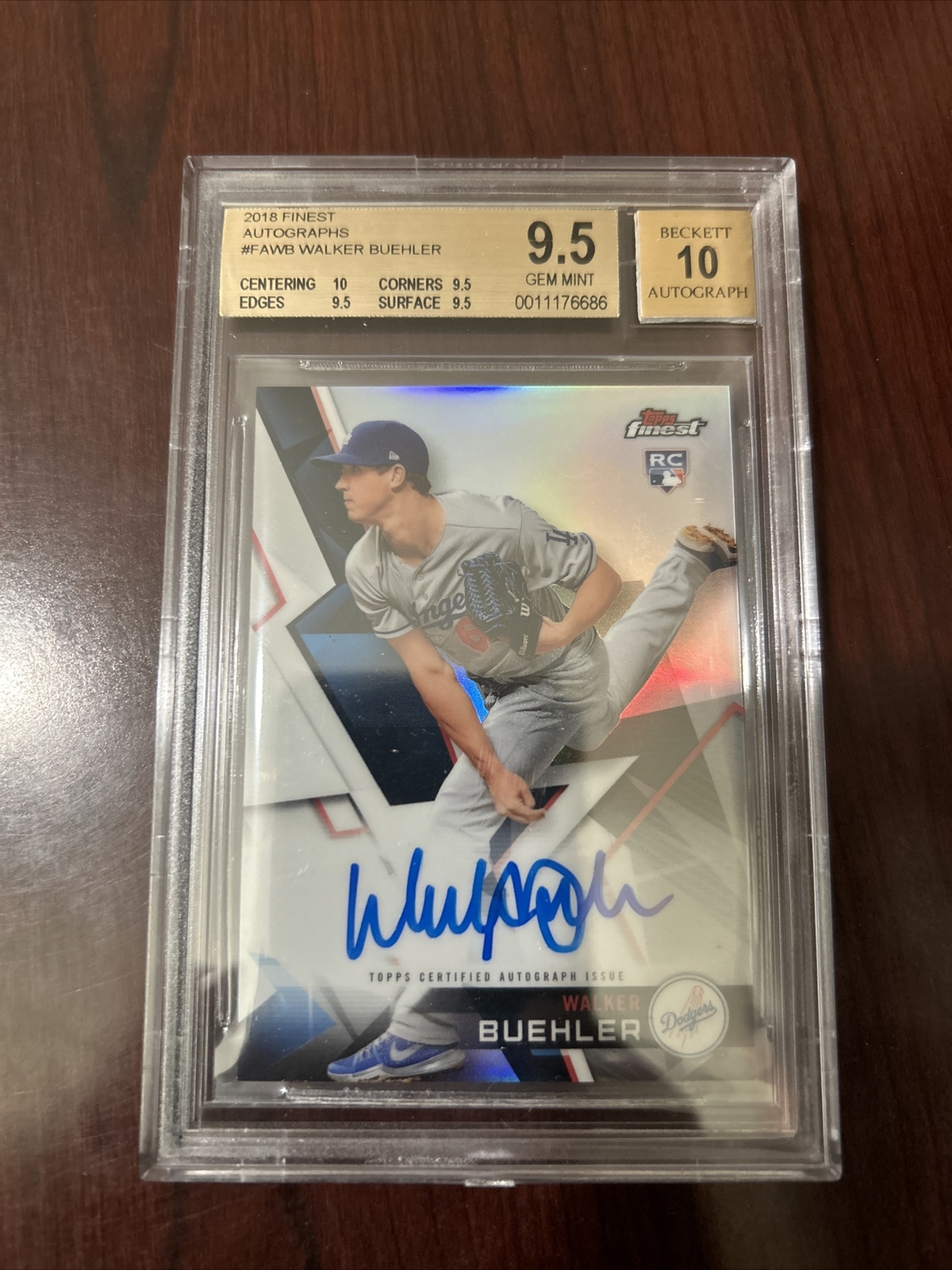 2018 Topps Finest Rookie Auto Walker Buehler RC FA-WB BGS 9.5/10 Gem Mint