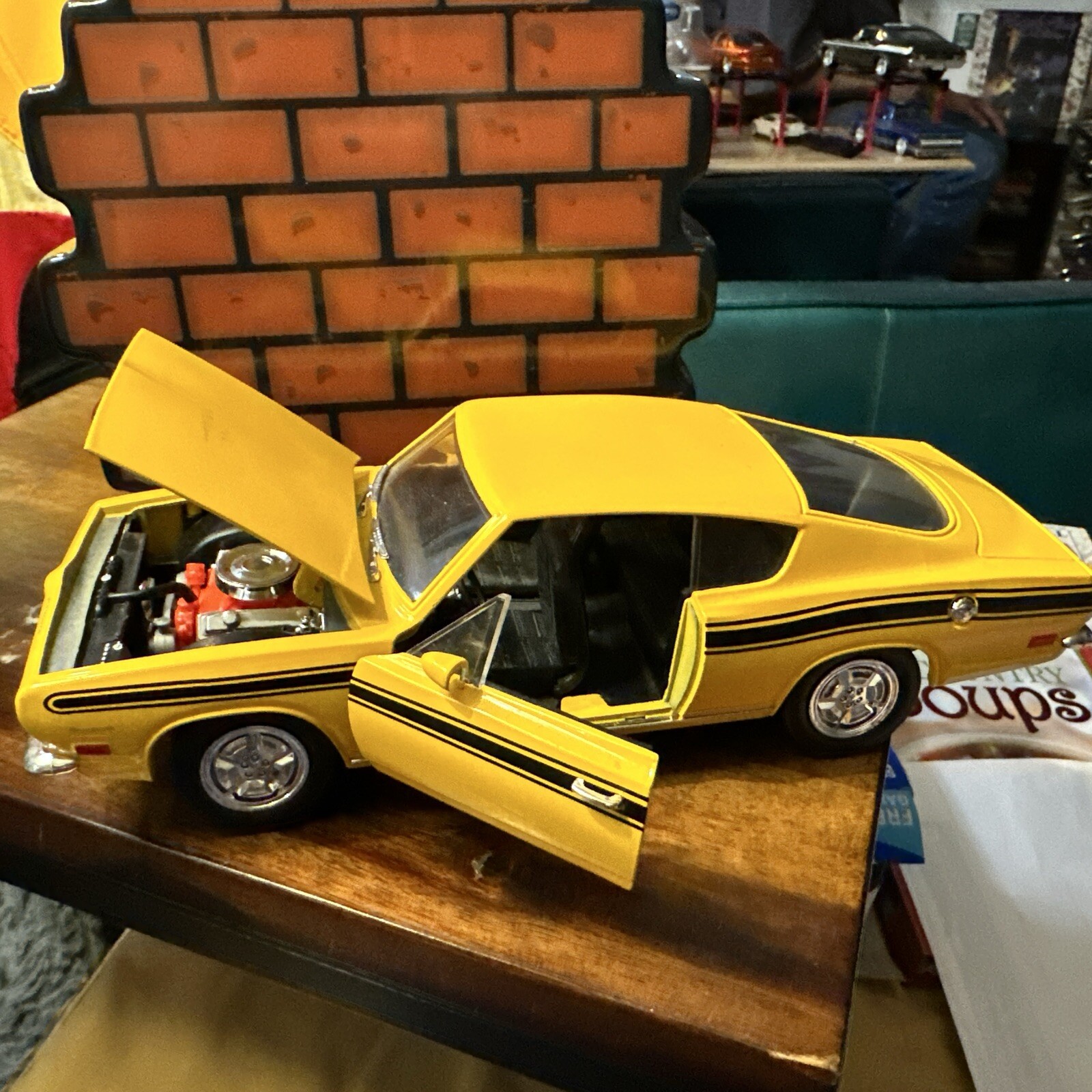 Picture 5 of 19