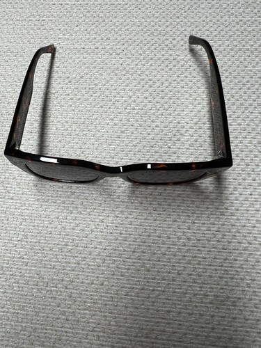 freyrs sunglasses Excellent Condition  - Picture 2 of 7