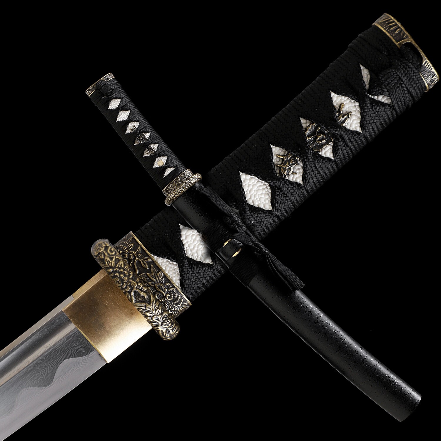 Razor-Sharp Japanese Tanto Katana - Damascus Steel Blade with Black Saya