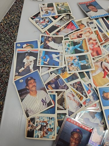 1985 Topps Baseball Yearbook Stickers Sets w/ Mattingly & Puckett RC - Picture 2 of 23