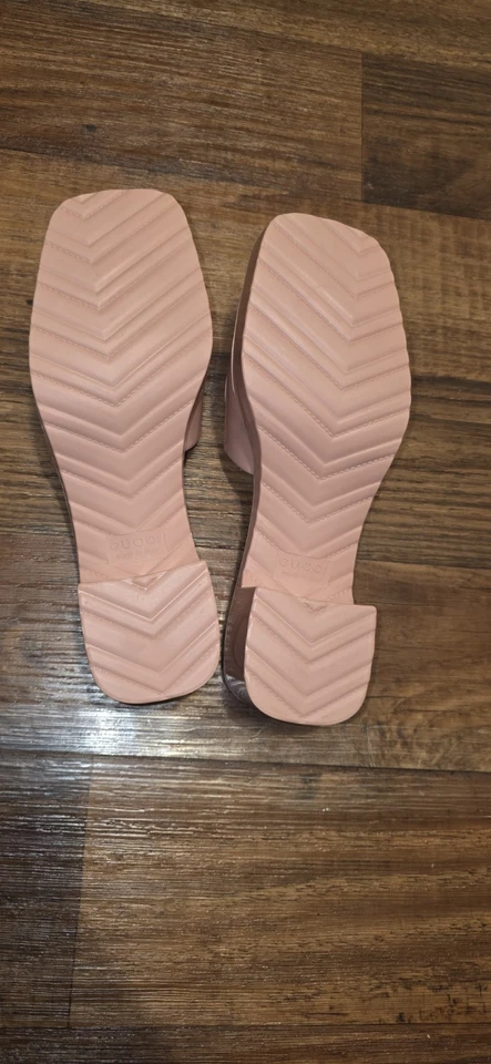 New Gucci Pink Rubber Sandals Size 39 No Box Made In Italy - Image 4 of 4