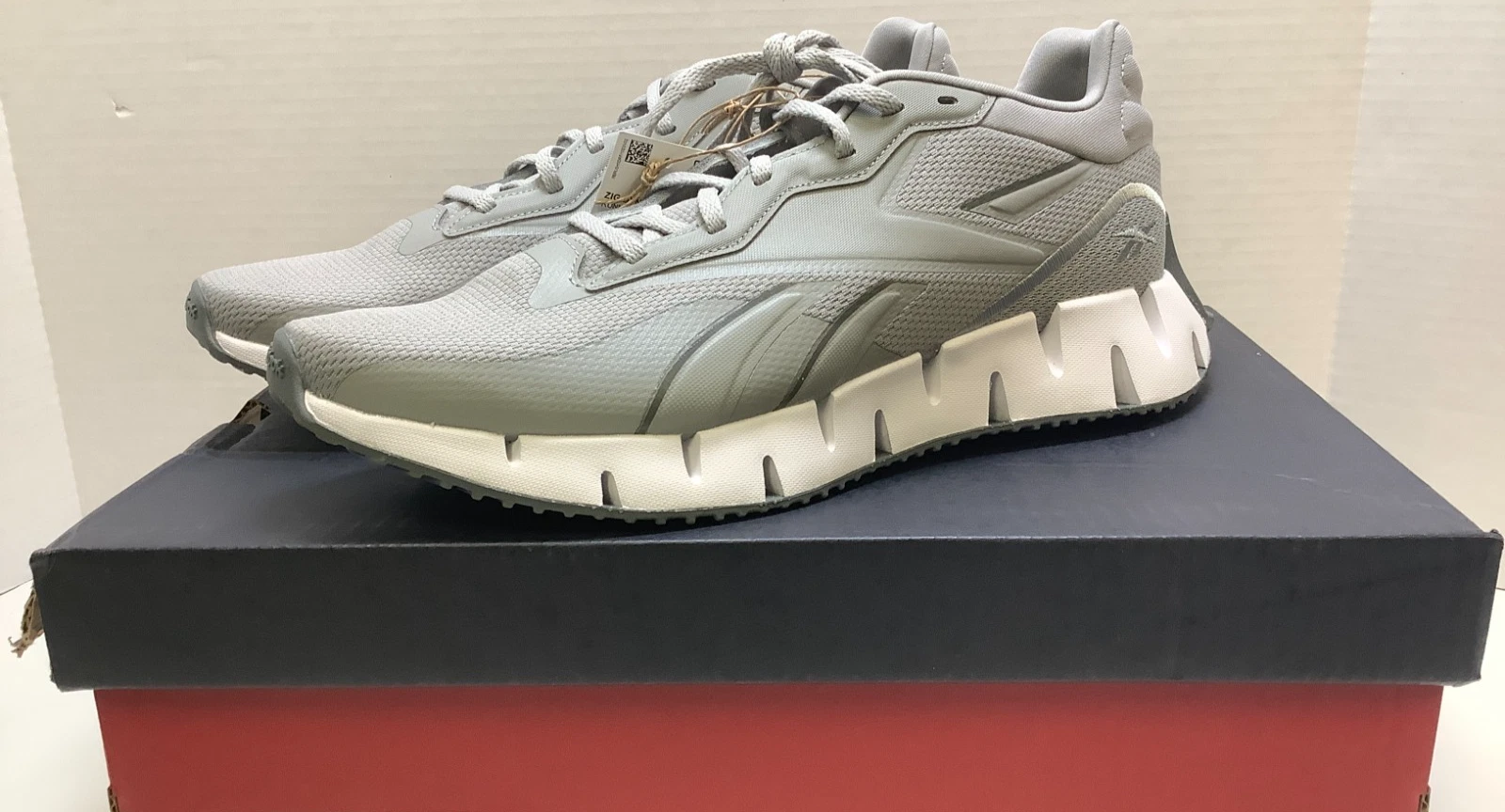 Reebok Men's Zig Dynamica 4, Lace-Up Running Shoes, Gray, Size 11