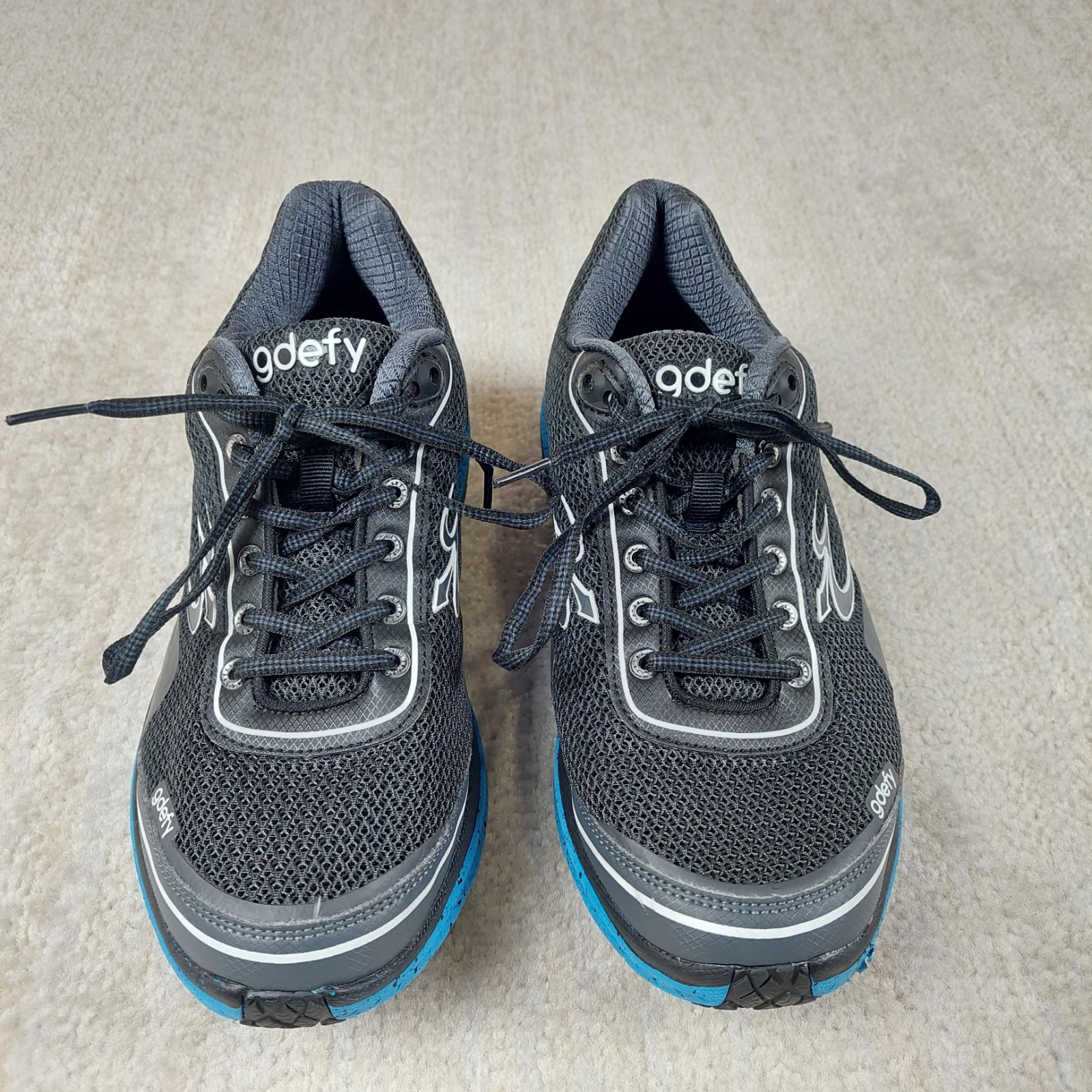 SAOLA GDEFY Gravity Defyer Mighty Walk Sneakers Uomo Taglia 9.5 Nero Blu Scarpe Comode