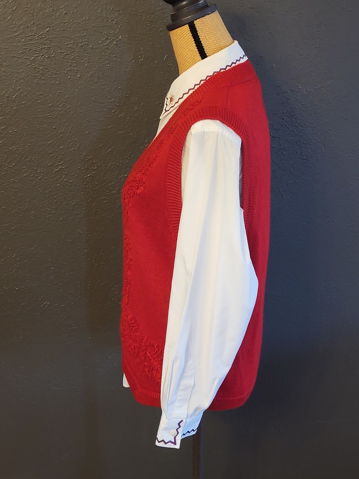 IC Isaacs Medium Red Embroidered Button-up Vest - image 8