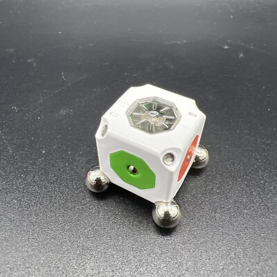 MOSS Robotics Pieces - One Brightness Sensor And Four Steel Balls ￼