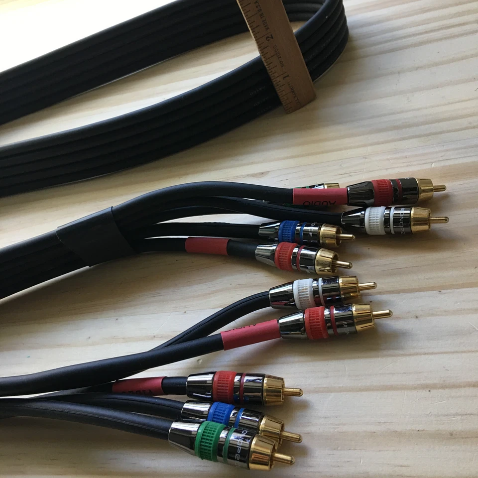 Monoprice Video Coaxial Cable - 6 Feet - Black | 18AWG CL2 Prem 75 OHM CL2 RATED Foto 3 de 4