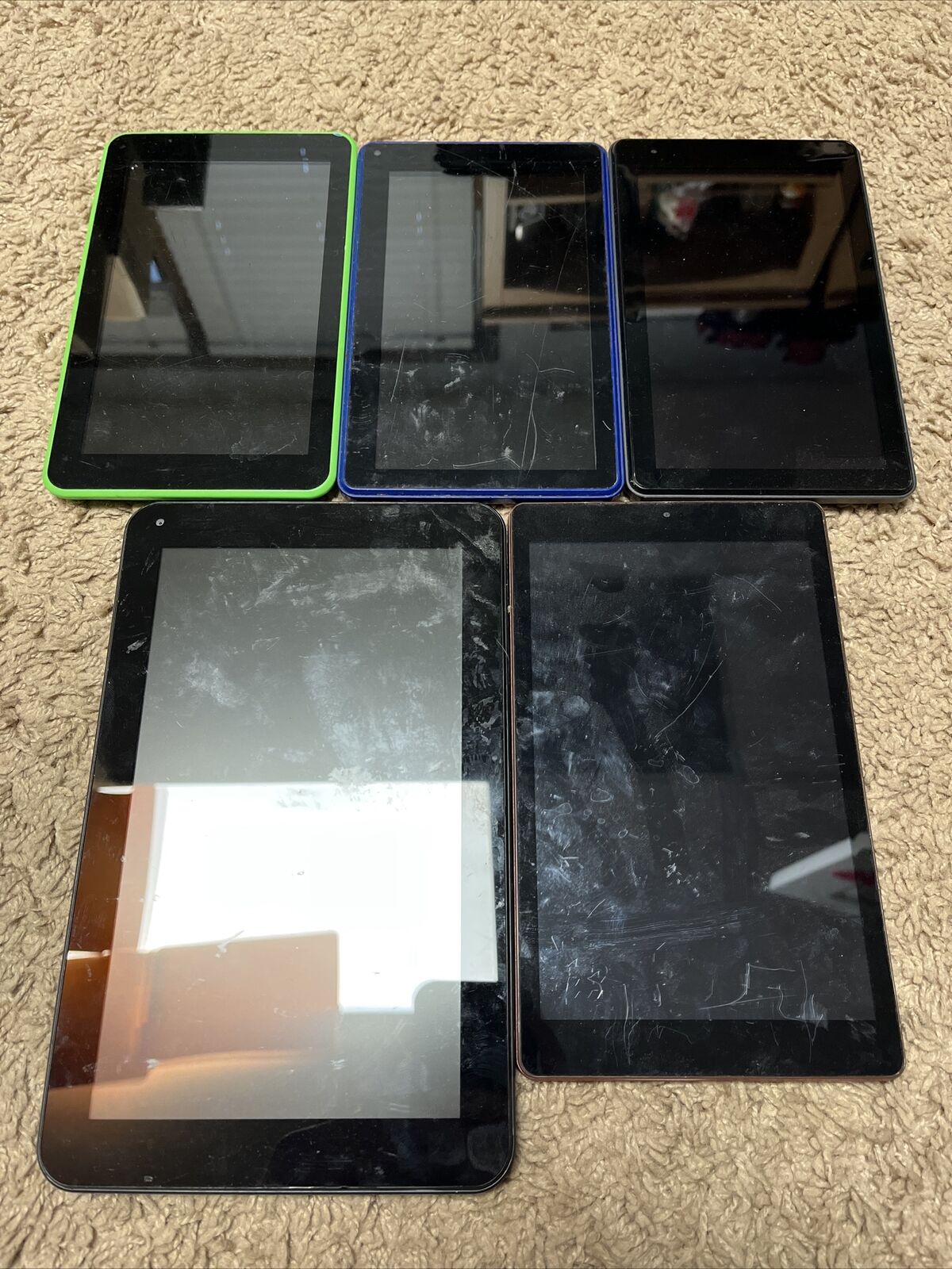 5 Pieces: Broken / damaged Tablet Lot