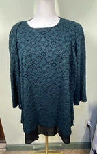 Catherines Tunic Top Womens Plus Sz 2X 22/24 Green Black Textured Floral Career