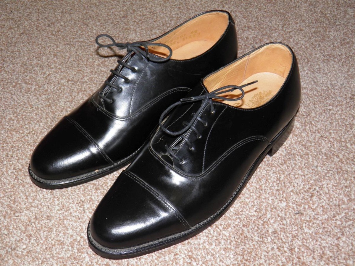 Vintage English Made John White Guildhall Black Capped Oxford Mens