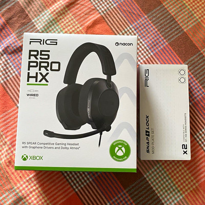 RIG R5 PRO HX Ohrumschließendes Gaming-Headset Xbox, Schwarz mit Mod Plates