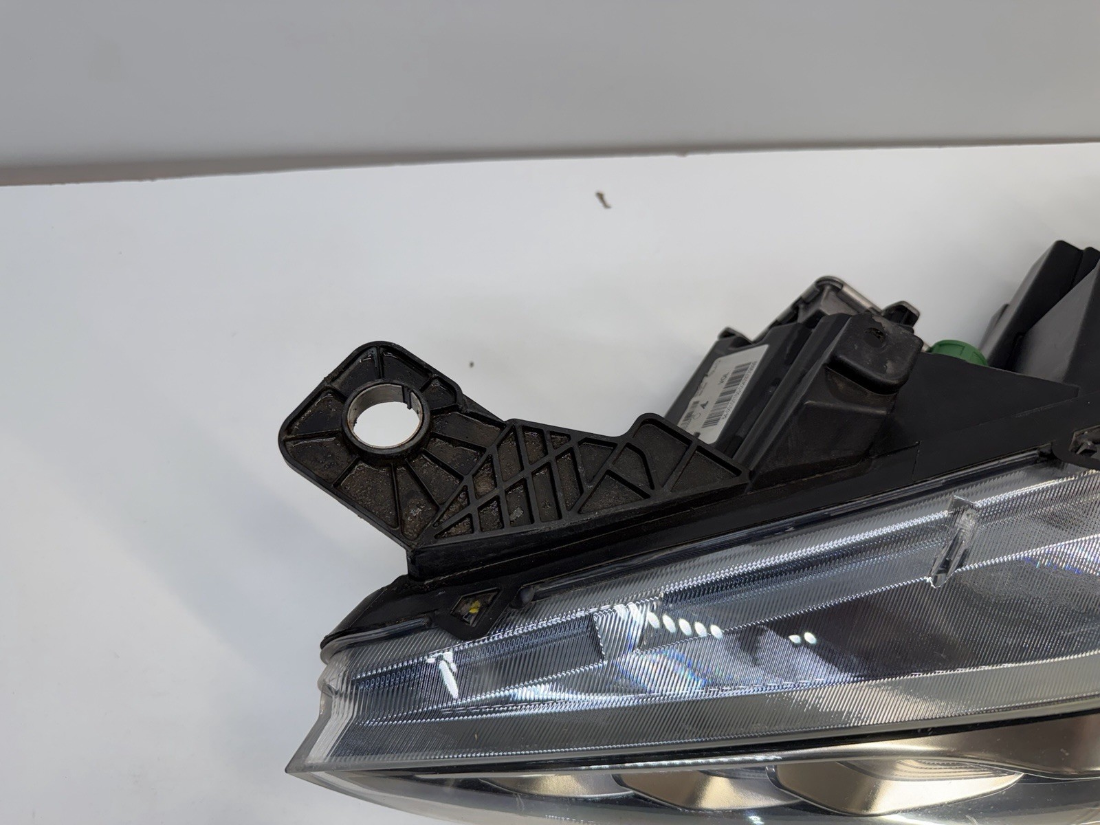 2014-2019 Maserati Ghibli Full LED System Left Side Headlight OEM 670005475