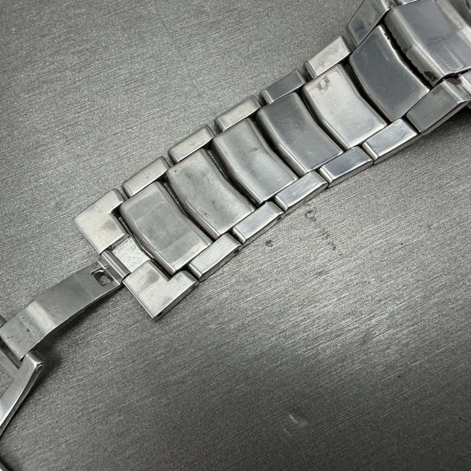 Bulova Accutron Chronograph Watch Men 42mm Black Dial Silver Tone 63B111 New Bat