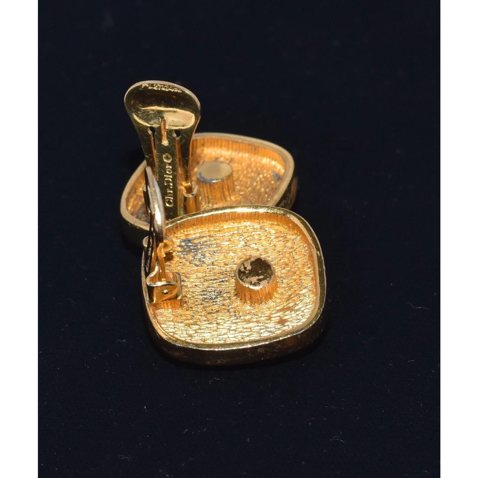 Brincos com clipe CHRISTIAN DIOR de strass e cabochão preto década de 1980 - Imagem 4 de 4