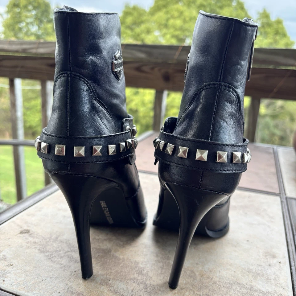 Botas Harley-Davidson femininas 6 Twila Demi cravejadas couro salto alto D85184 motociclista - Imagem 4 de 4