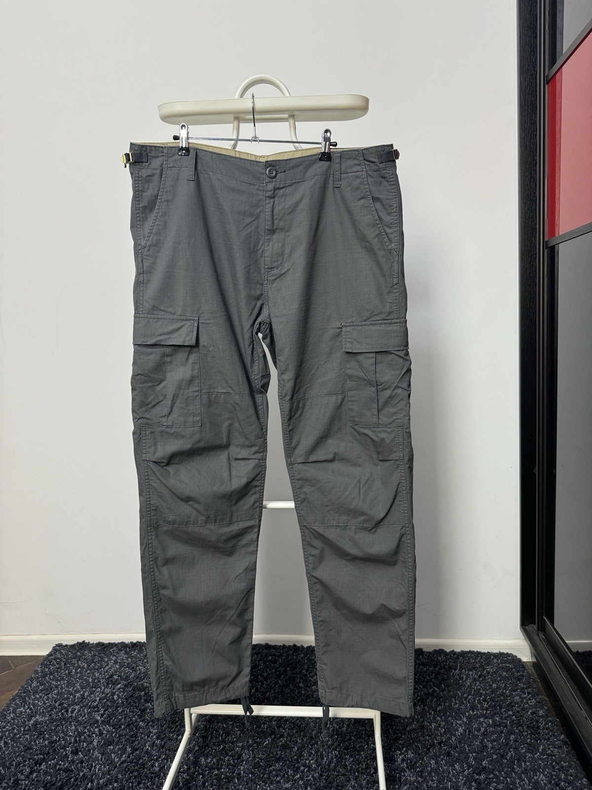 Carhartt WIP men's gray Aviation Cargo Pants label size 36X32 fits W39 L32