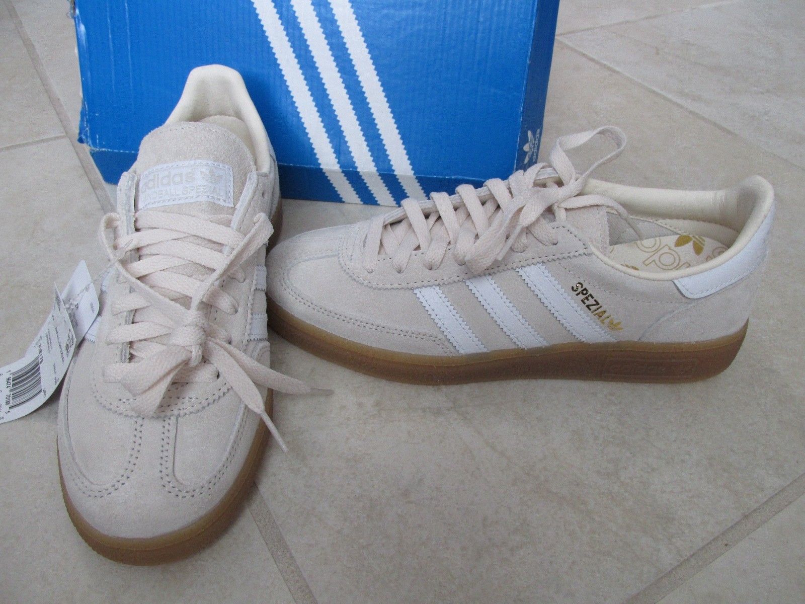 NEW Adidas Originals Handball Spezial Shoes Men Size 6.5 Wonder White Gum ID8778
