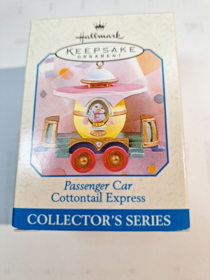 1998 COTTONTAIL EXPRESS SERIES PASSENGER CAR Hallmark Keepsake Ornament DV120