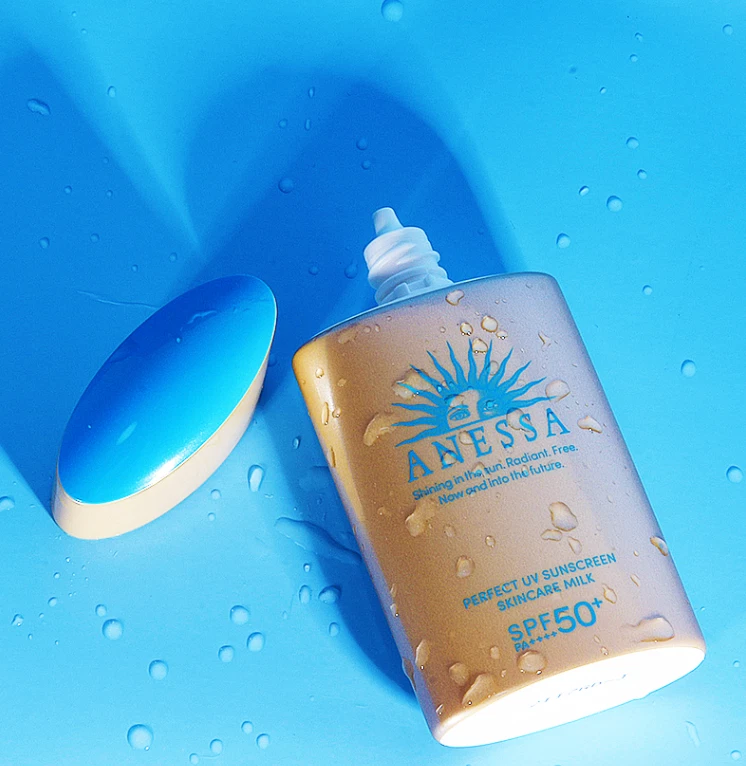 Protector solar UV Shiseido Anessa Perfect para el cuidado de la piel leche FPS50 - 60 ml / 2 oz Foto 3 de 4