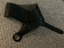 Preowned unbranded thick black belt