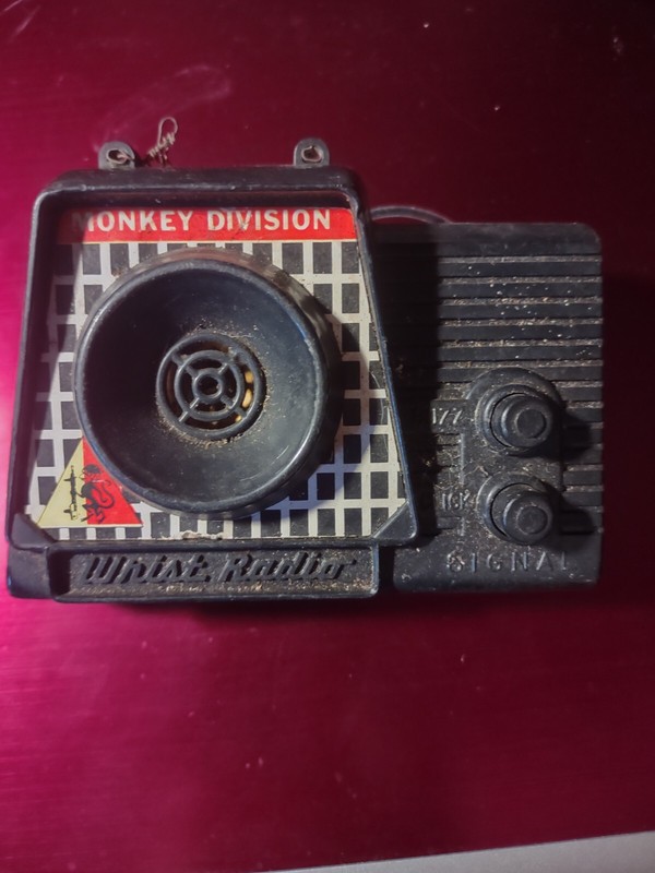 1964 Remco Monkey Division wrist radio