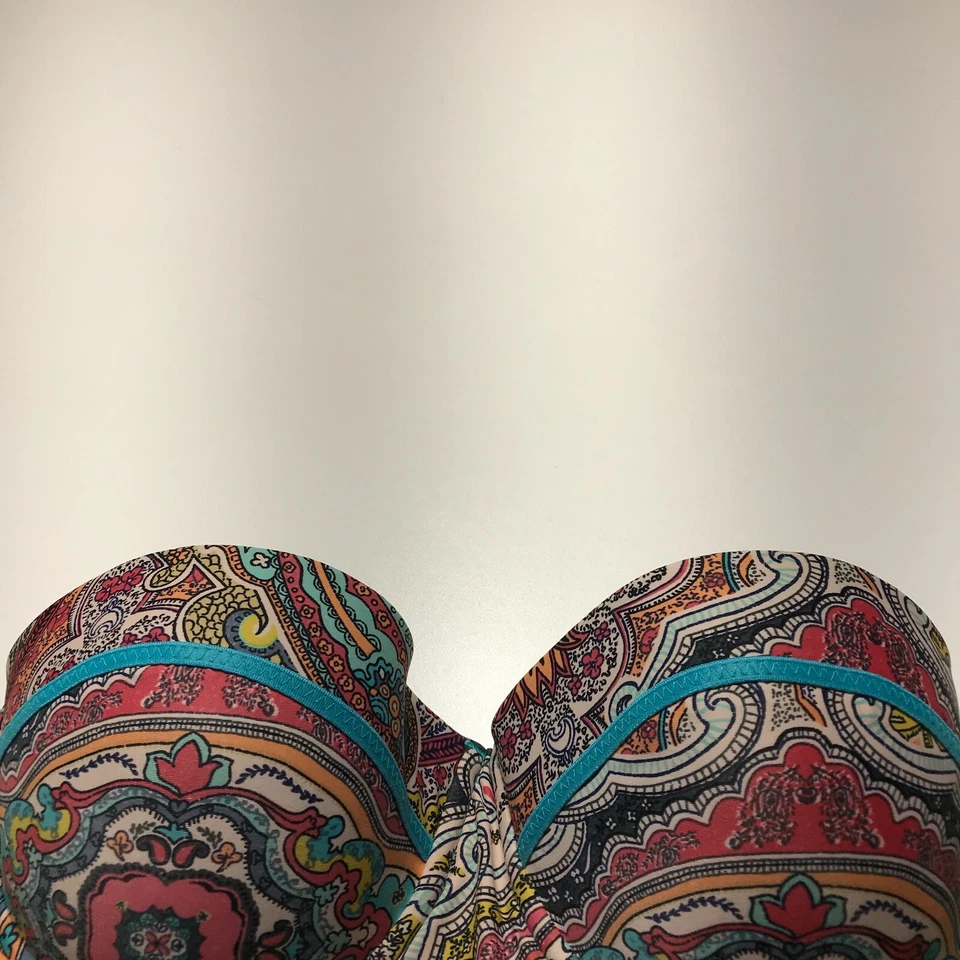 Conjunto de bikini Knox Rose para mujer talla mediana/grande estampado cachemir sin correas parte superior e inferior Foto 4 de 4