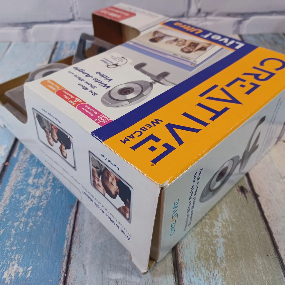 CREATIVE Live! Cámara web ultra gran angular con auriculares Foto 4 de 4