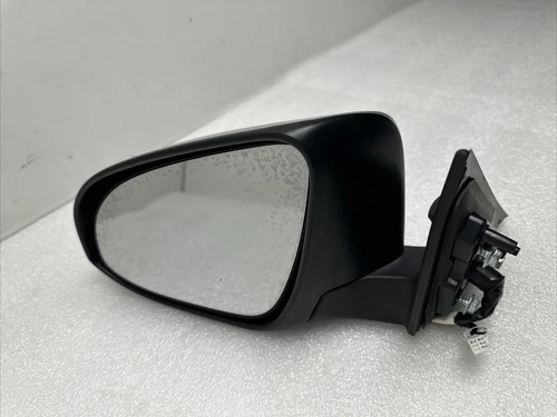 2014-2016 Toyota Corolla Left Driver Side View Power Door Mirror OEM Silver