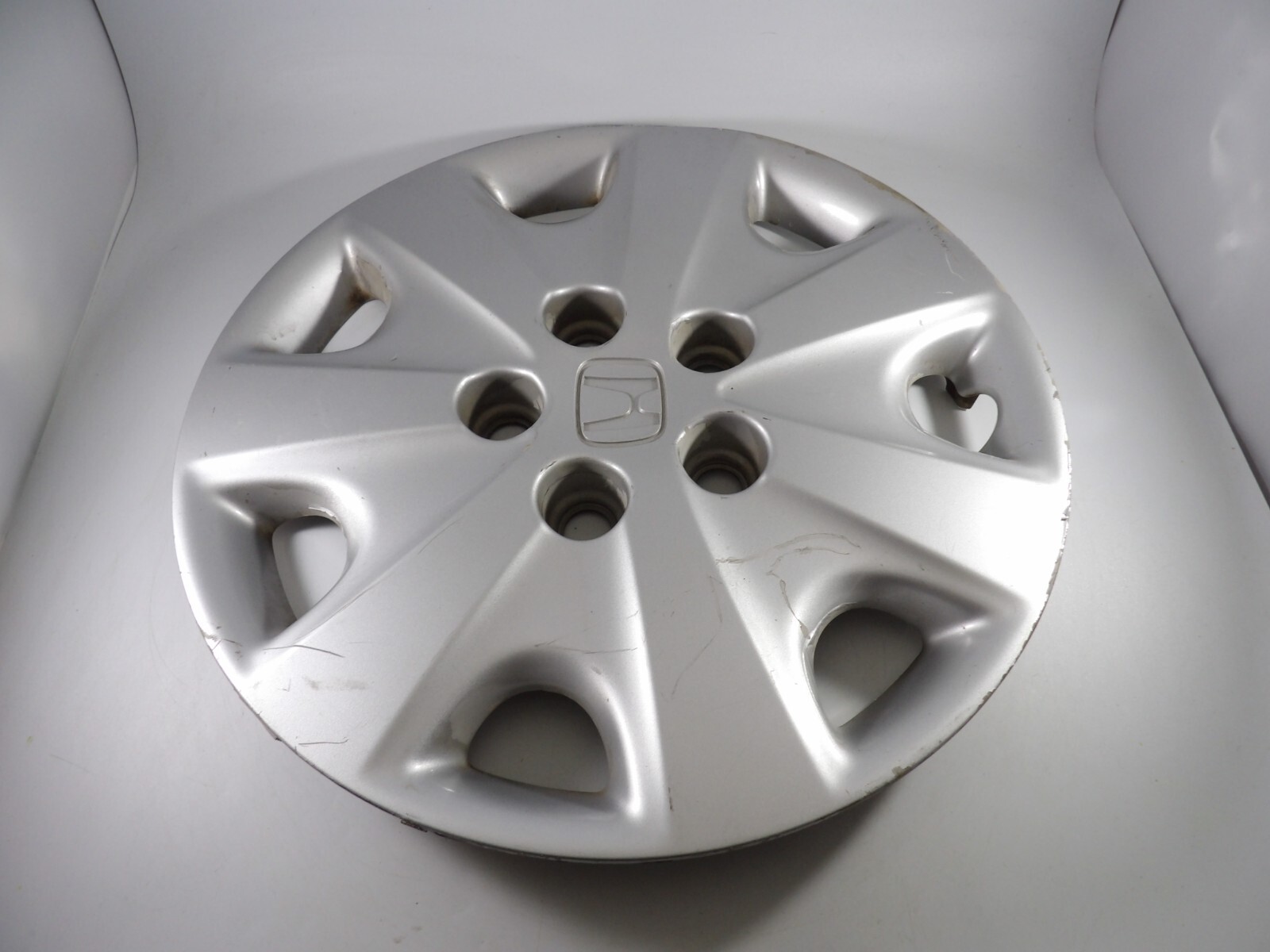 OEM 20032004 Honda Accord 15” Hubcap. wheel Cover. P/N 44733SDAA00