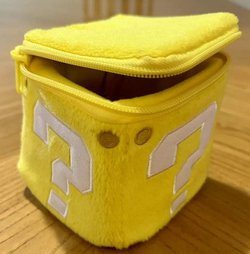 Nintendo Official Super Mario Coin Box 5" Plush 2012 YELLOW QUESTION MARK R2 - Picture 5 of 5