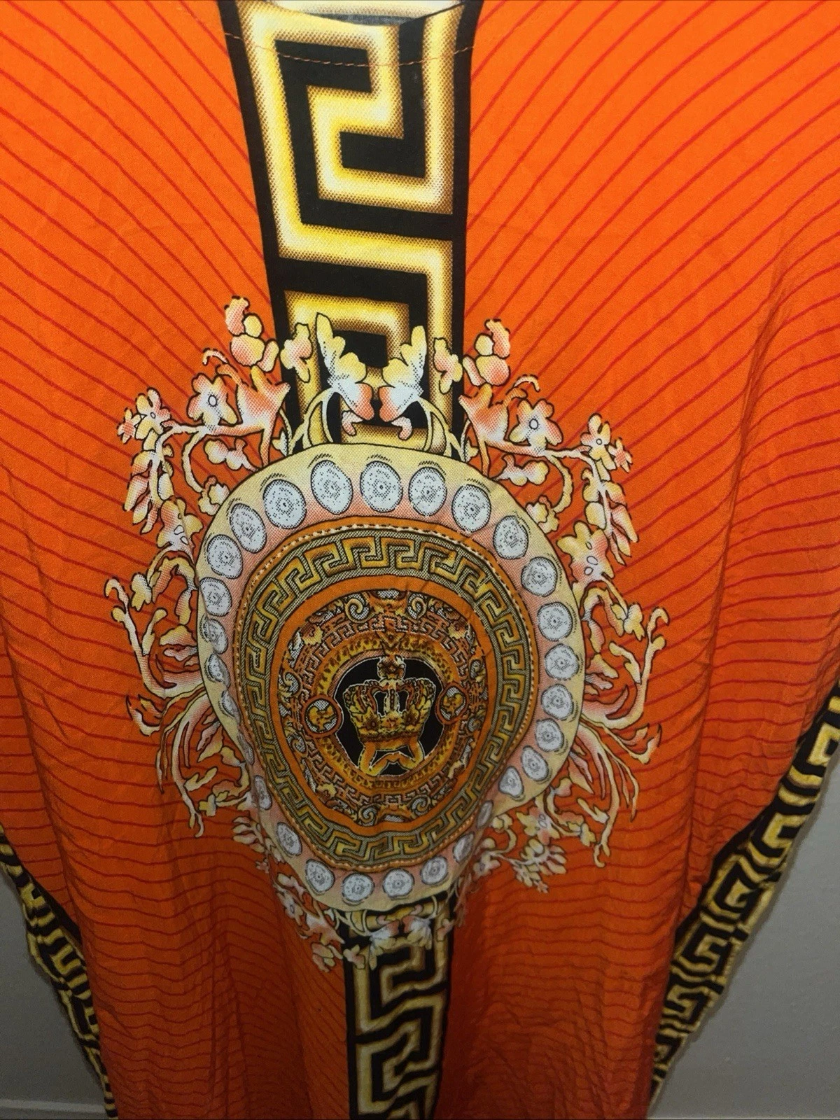 Abito tunica Batik Sumi Kaftan Versace ispirato stampa abbigliamento resort