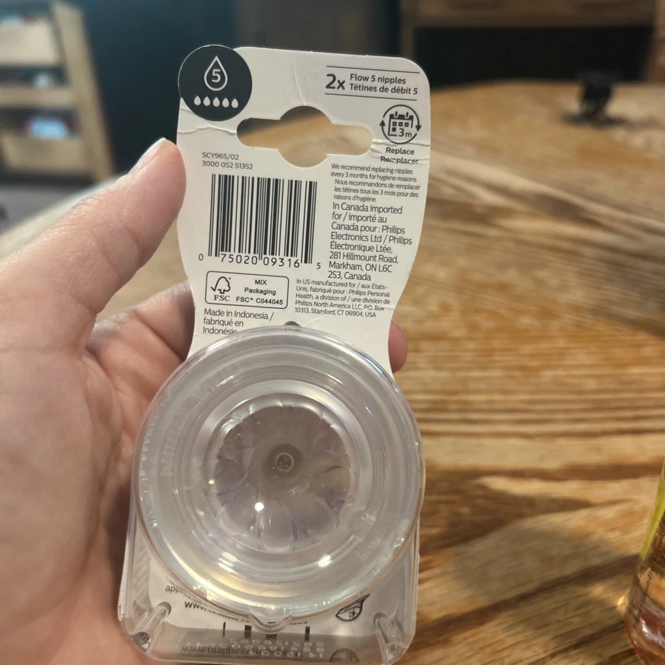 2-Philips Avent Natural Response Nipple Flow 5 6M+ 2 Ct. Baby Bottle - Image 2 of 3