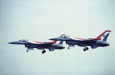Foto General Dynamics F-16 Fighting Falcon ca. 10 x 15cm - 9d6264j