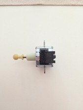 Xenon-Scheinwerfer-Einstellmotor BMW F30 7401878 / LO 82048