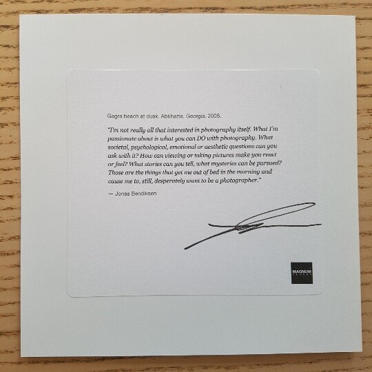 JONAS BENDIKSEN - PHOTO SIGNÉE - TIRAGE CARRÉ MAGNUM ÉDITION LIMITÉE image 2