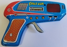 Vintage Space Gun Spielzeugpistole Mit Kupplungsantrieb Aus Blech