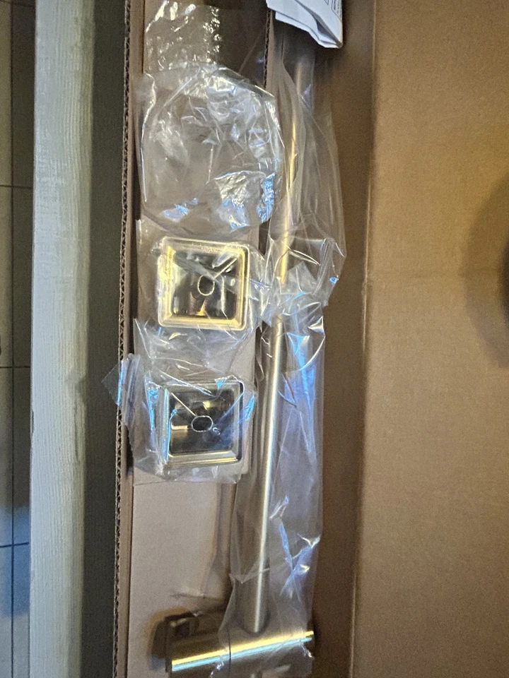 NEW Moen Slide Bar for Handheld Showerhead (Gold) - Image 3 of 4