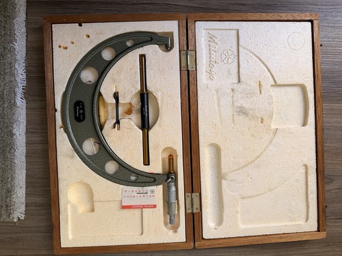 Mitutoyo Outside Micrometer Mechanical 7-8 in 0.0001 in 103-185 - Picture 1 of 2