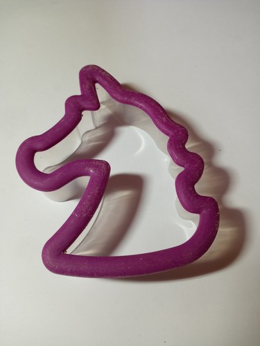 NEW Unicorn Comfort Grip Plastic 3"×4" Cookie Cutter Purple - Picture 1 of 3
