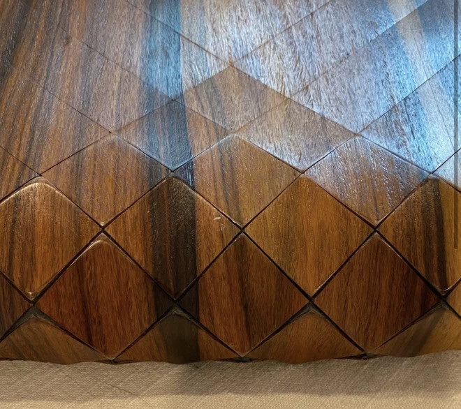 TESLER+MENDELOVITCH BOLSO DE MANO DE MADERA HECHO A MANO Foto 3 de 4