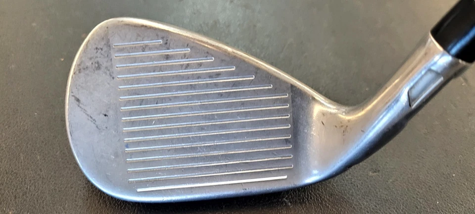 Taylormade Sim Max OS Pitching Wedge Dynamic Gold S300 Stiff Steel Shaft - Image 2 of 4