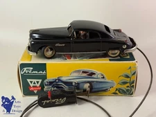 ANTIQUE TOY GERMANY ARNOLD 2800 FILOGUIDEE PRIMAT AUTO WITH FIGURES 25CM 1950