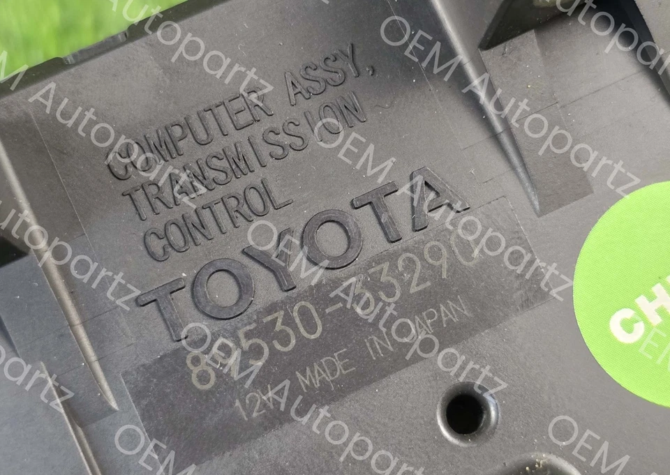 Lexus ES350 2013 Transmission computer Module 89530-33290 Oem Used - Image 2 of 4