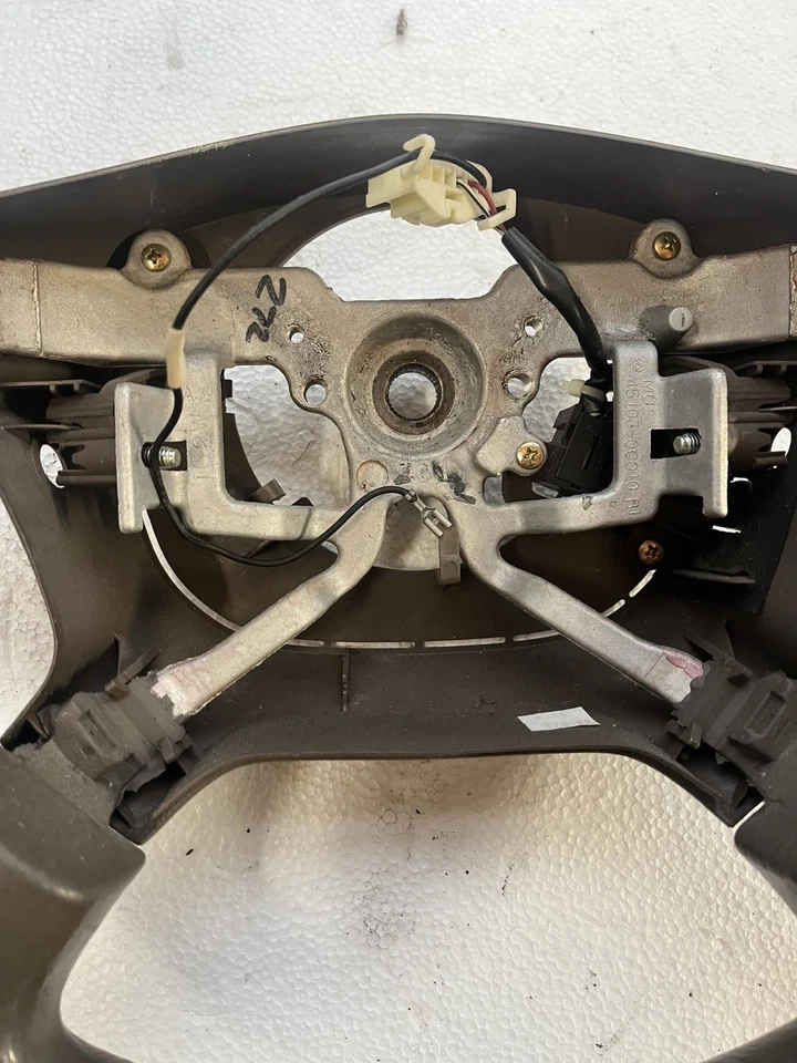 2001-2004 Toyota Tacoma Genuine OEM Oak Brown Steering Wheel With Cruise Control - Image 3 of 4